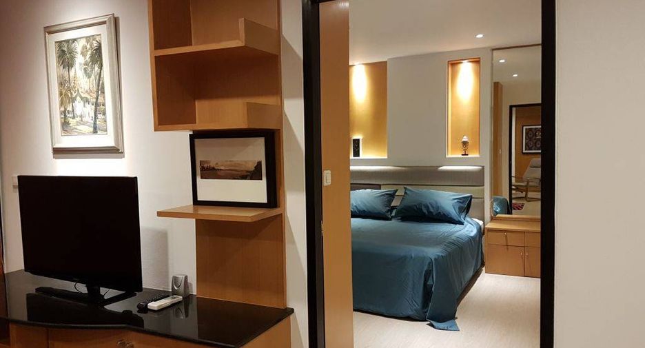 For sale 2 bedrooms condo in Bang Rak, Bangkok