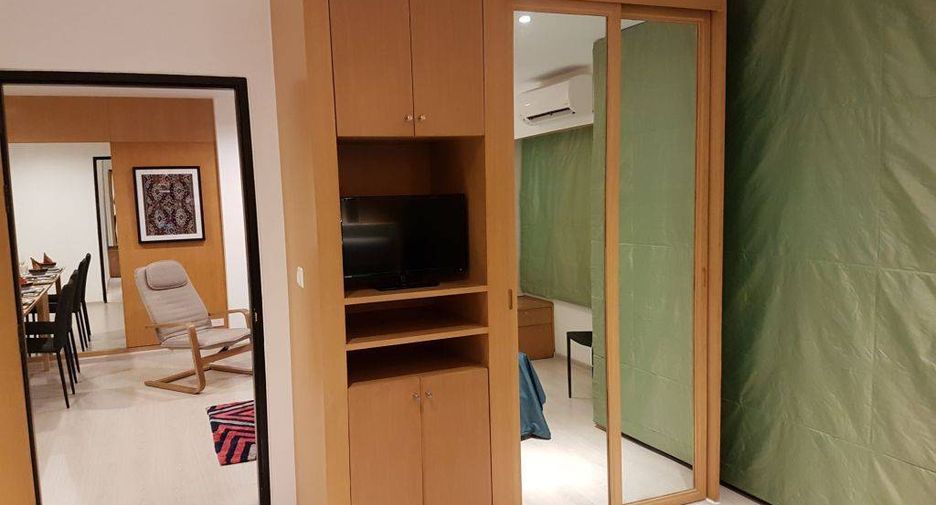 For sale 2 bedrooms condo in Bang Rak, Bangkok
