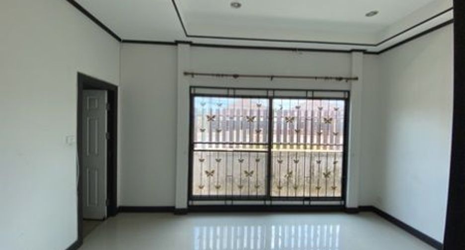 Casa en venta de 3 habitaciones en Sattahip, Chonburi
