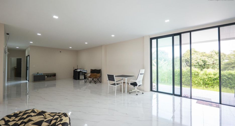 For sale 4 bedrooms house in Mueang Chon Buri, Chonburi