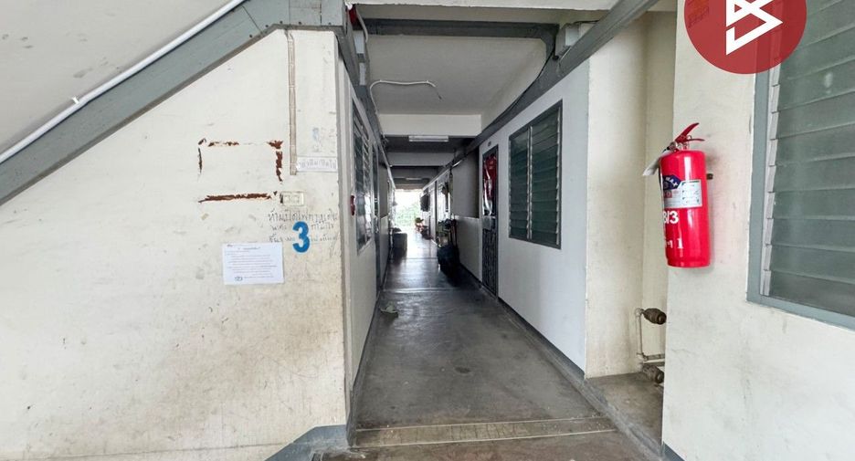 For sale studio condo in Mueang Pathum Thani, Pathum Thani