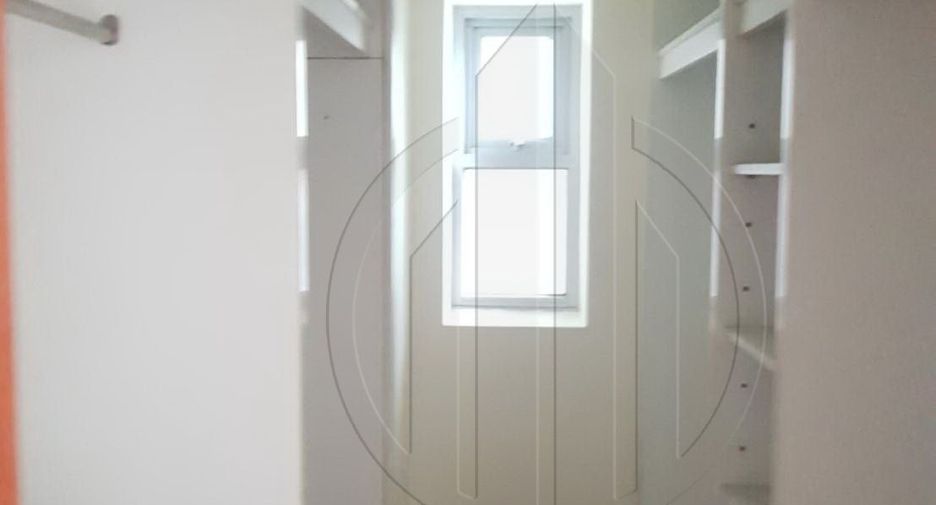 For sale 3 bedrooms condo in Pathum Wan, Bangkok