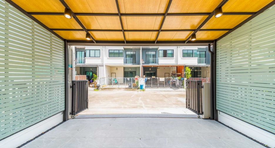 For sale 3 bedrooms townhouse in Bang Bua Thong, Nonthaburi