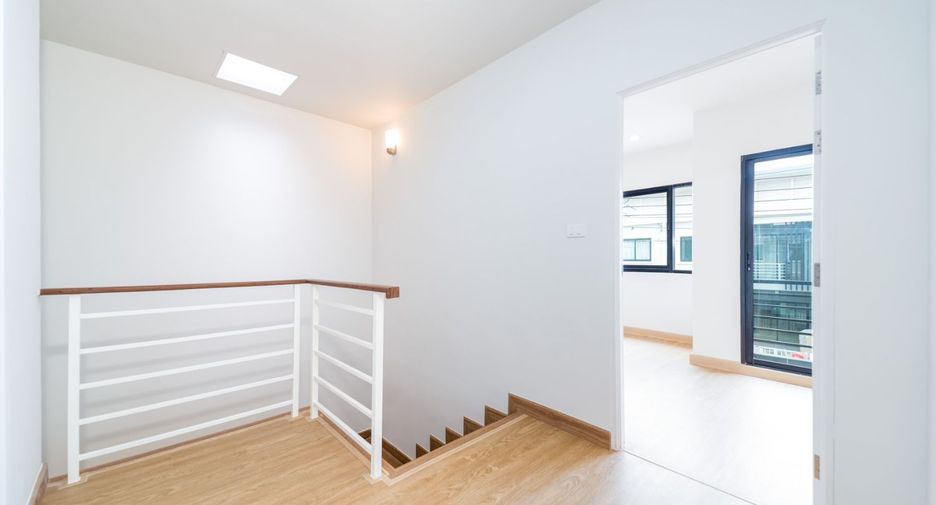 For sale 3 bedrooms townhouse in Bang Bua Thong, Nonthaburi