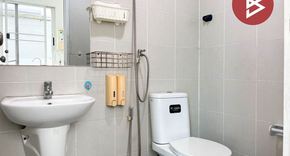 For sale 3 bedrooms townhouse in Bang Bon, Bangkok