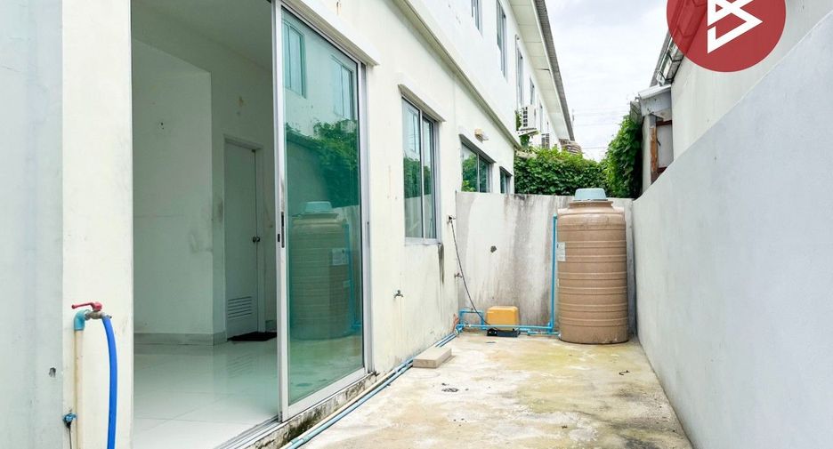 For sale 3 bedrooms townhouse in Bang Bon, Bangkok