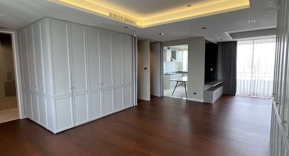 Wohnung zum Kauf mit 3 Zimmer in Watthana, Bangkok