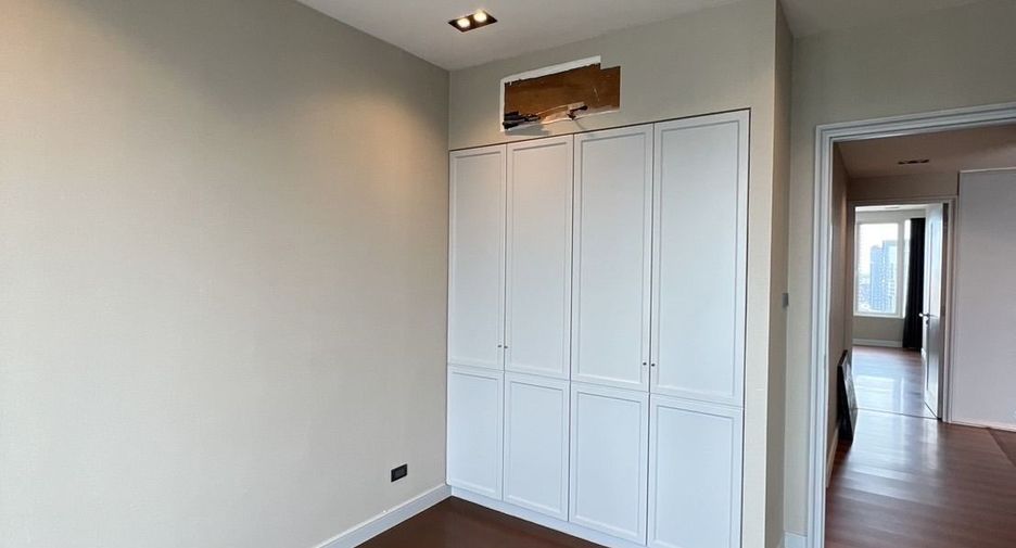 Wohnung zum Kauf mit 3 Zimmer in Watthana, Bangkok
