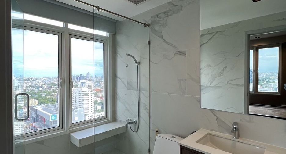 Wohnung zum Kauf mit 3 Zimmer in Watthana, Bangkok