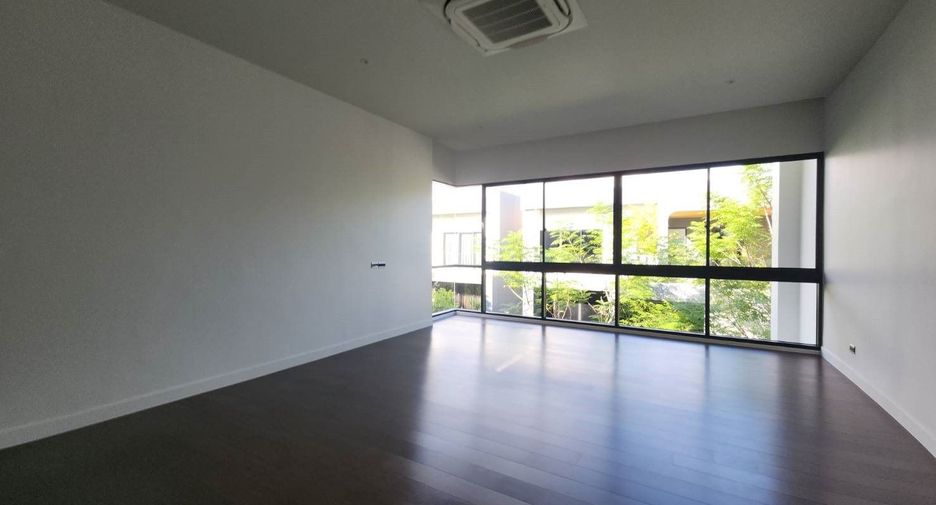 Casa en venta de 4 habitaciones en Bang Kapi, Bangkok