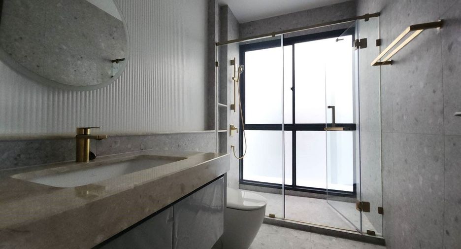 Casa en venta de 4 habitaciones en Bang Kapi, Bangkok
