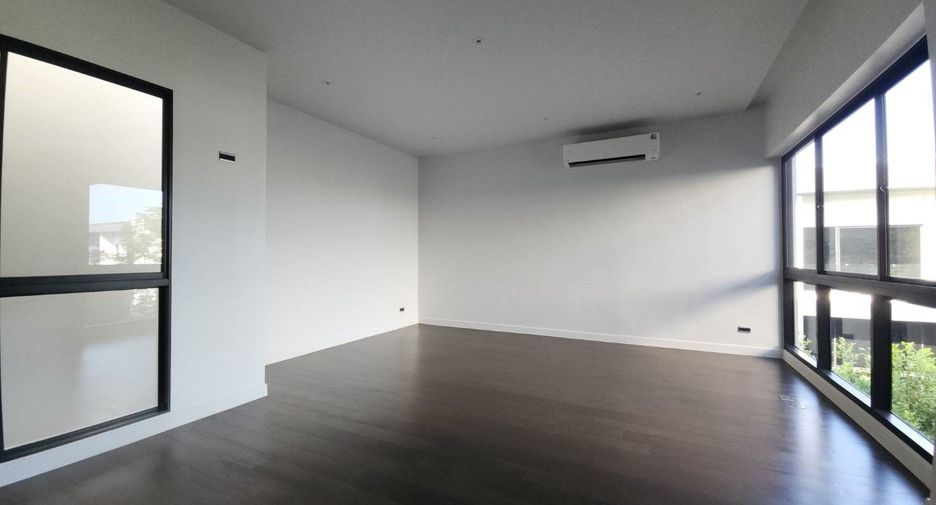 Casa en venta de 4 habitaciones en Bang Kapi, Bangkok