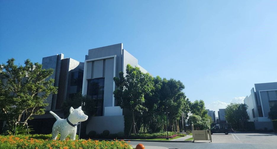Casa en venta de 4 habitaciones en Bang Kapi, Bangkok