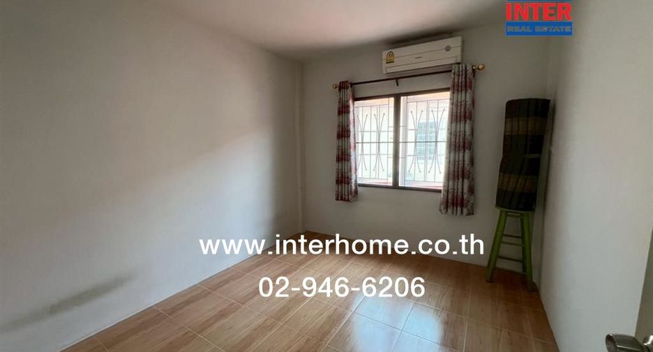 À vendre 3 chambres maison de ville à Mueang Samut Prakan, Samut Prakan