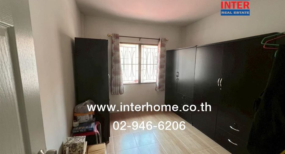 À vendre 3 chambres maison de ville à Mueang Samut Prakan, Samut Prakan
