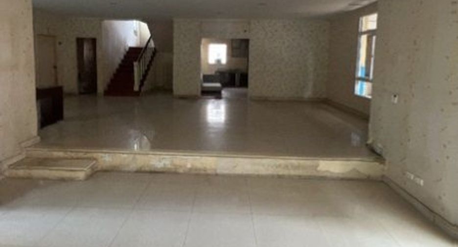 For sale 4 ベッドルーム house in Don Mueang, Bangkok