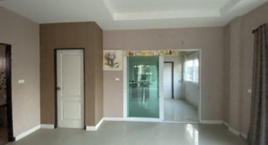 Casa en venta de 4 habitaciones en Mueang Nakhon Ratchasima, Nakhon Ratchasima