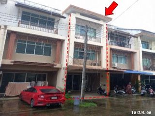 For sale 3 bedrooms retail Space in Thalang, Phuket