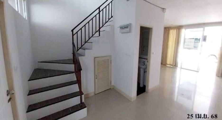 For sale 3 bedrooms retail Space in Thalang, Phuket