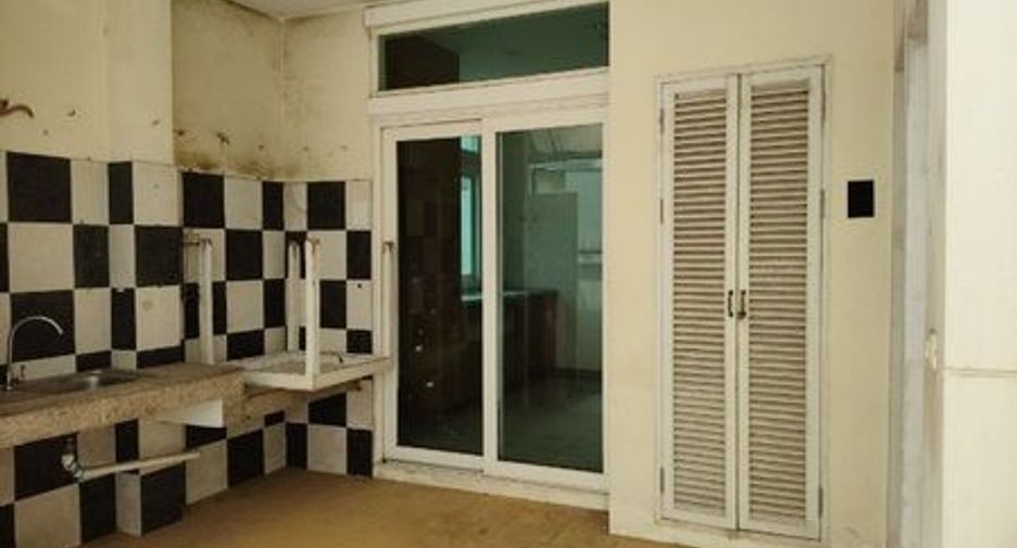 For sale 3 bedrooms house in Mueang Nonthaburi, Nonthaburi