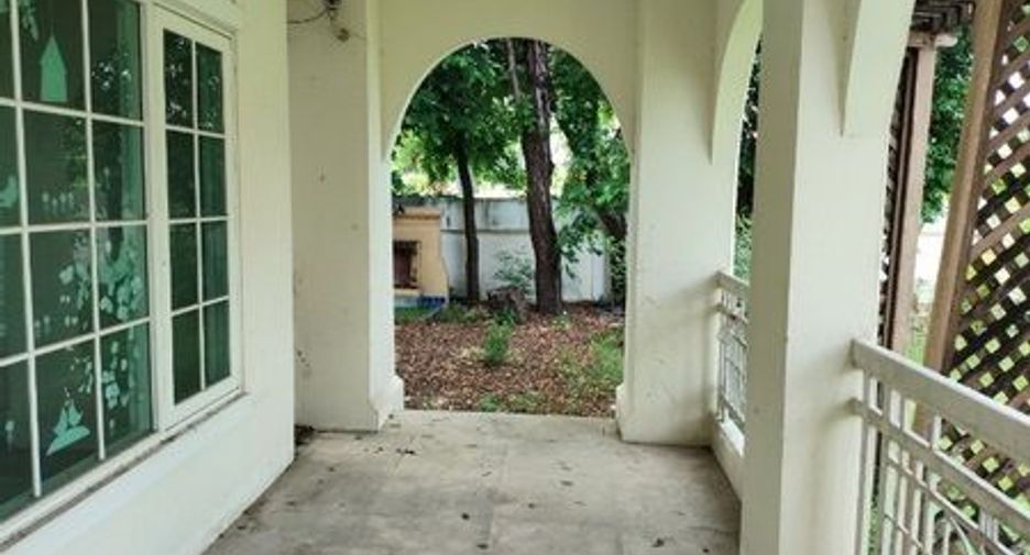 For sale 3 bedrooms house in Mueang Nonthaburi, Nonthaburi