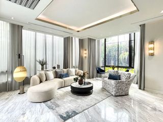 Casa en venta de 5 habitaciones en Saphan Sung, Bangkok