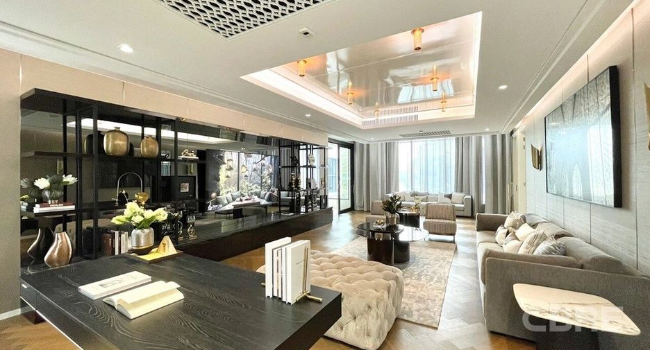 For sale 5 bedrooms house in Saphan Sung, Bangkok