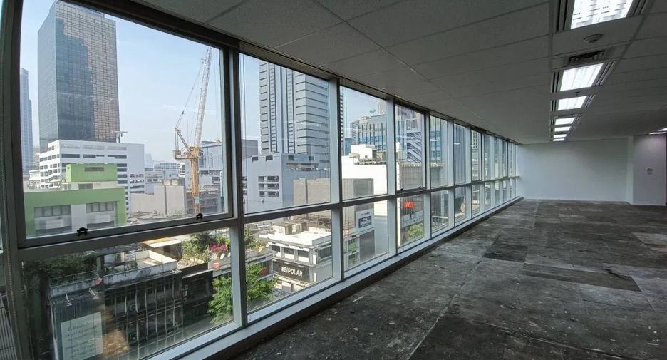 À louer bureau à Bang Rak, Bangkok