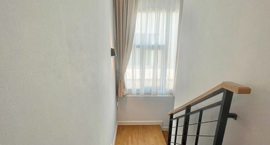 For rent 4 bedrooms house in Bang Phli, Samut Prakan