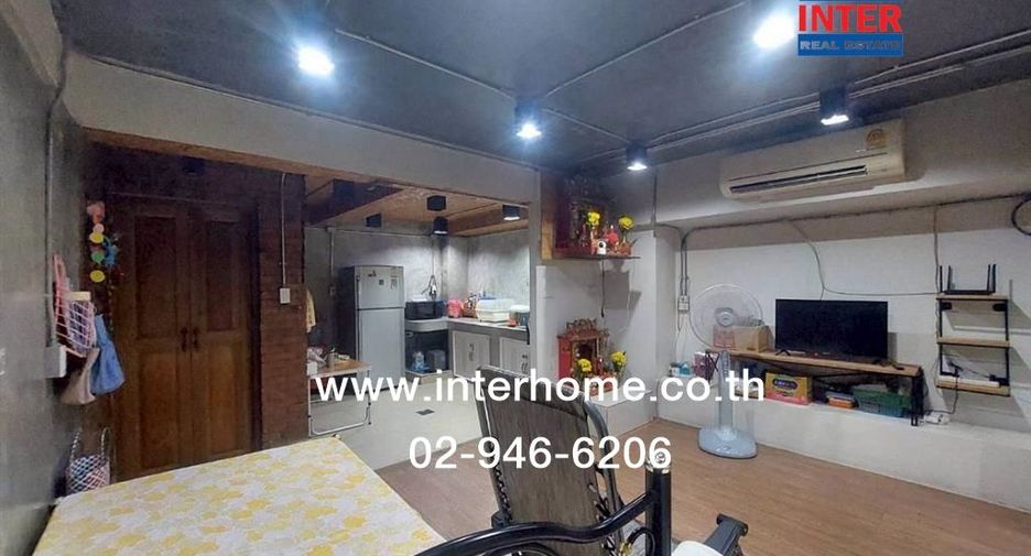 Reihenhaus zum Kauf mit 4 Zimmer in Prawet, Bangkok