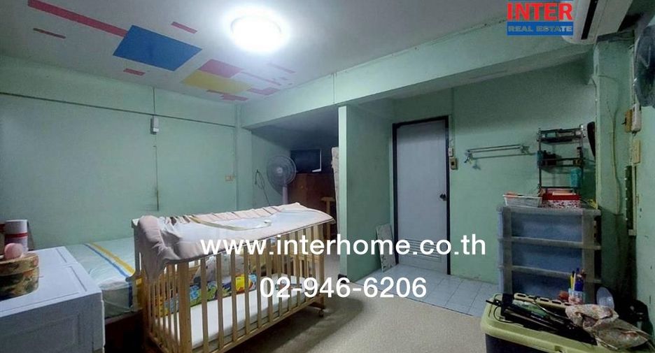 Reihenhaus zum Kauf mit 4 Zimmer in Prawet, Bangkok