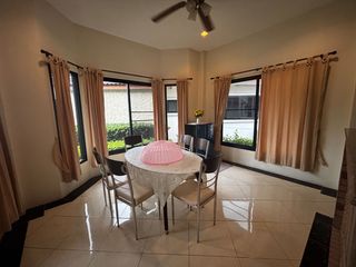 Haus zum Kauf mit 5 Zimmer in Klaeng, Rayong