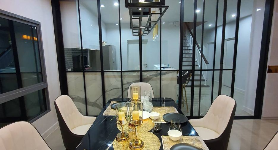 For sale 4 bedrooms house in Pak Kret, Nonthaburi