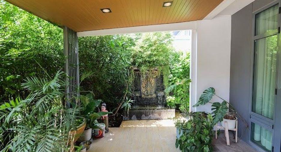 For sale 4 bedrooms house in Pak Kret, Nonthaburi