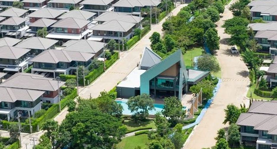 For sale 4 bedrooms house in Pak Kret, Nonthaburi