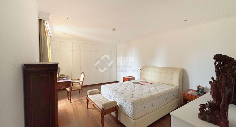 Condo en alquiler de 3 habitaciones en Pathum Wan, Bangkok