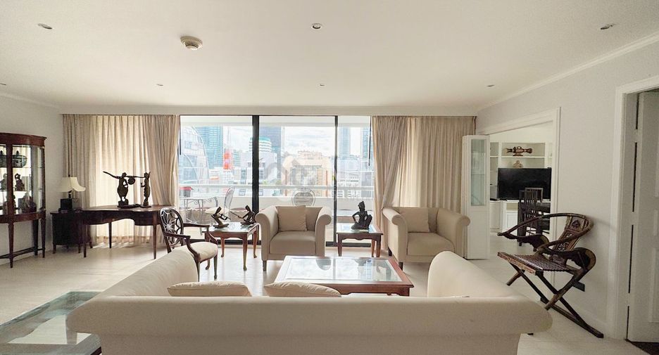 Condo en alquiler de 3 habitaciones en Pathum Wan, Bangkok
