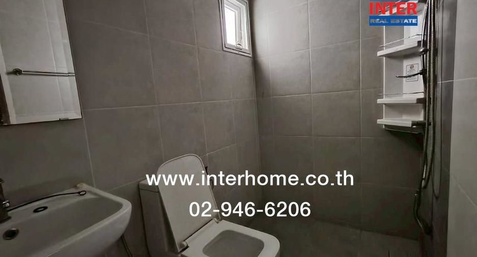Продажа 3 спальни таунхаус в Bang Bua Thong, Нонтабури