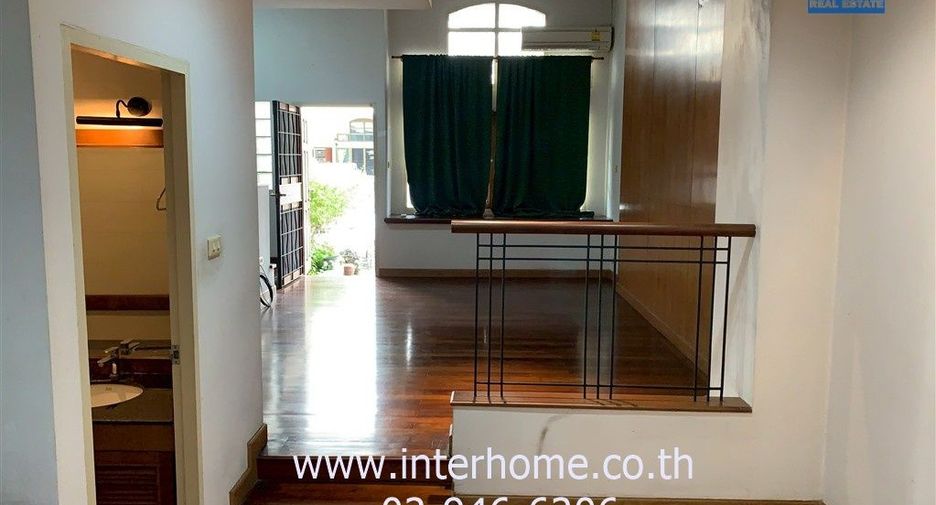 ขาย 4 ห้องนอน ทาวน์เฮ้าส์ ใน วังทองหลาง, กรุงเทพฯ