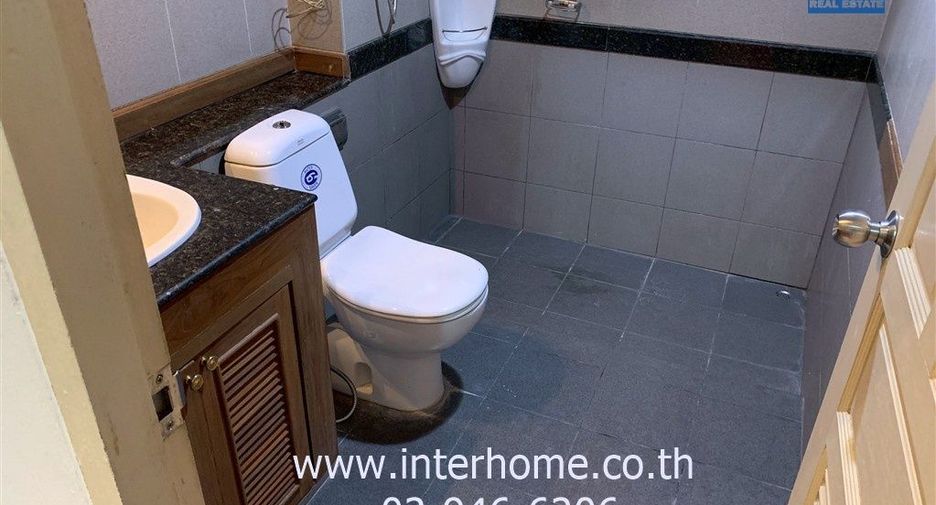 ขาย 4 ห้องนอน ทาวน์เฮ้าส์ ใน วังทองหลาง, กรุงเทพฯ