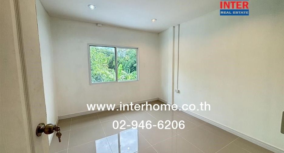 Reihenhaus zum Kauf mit 2 Zimmer in Khan Na Yao, Bangkok