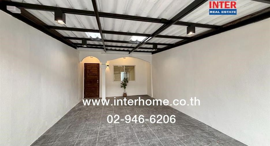 Reihenhaus zum Kauf mit 2 Zimmer in Khan Na Yao, Bangkok