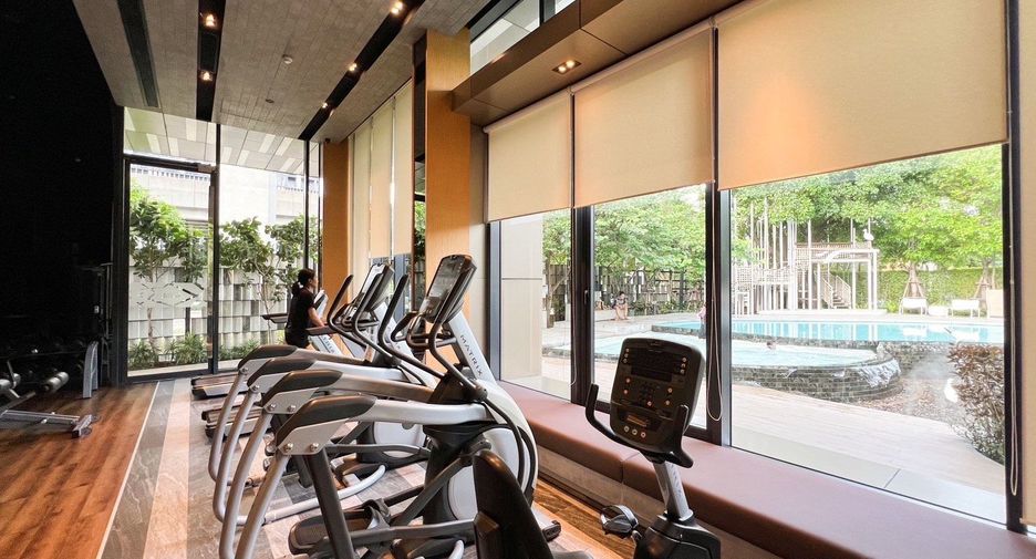 For sale 1 bed condo in Bang Kapi, Bangkok