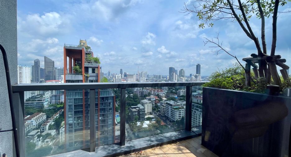 ให้เช่า และ ขาย 3 ห้องนอน คอนโด ใน วัฒนา, กรุงเทพฯ