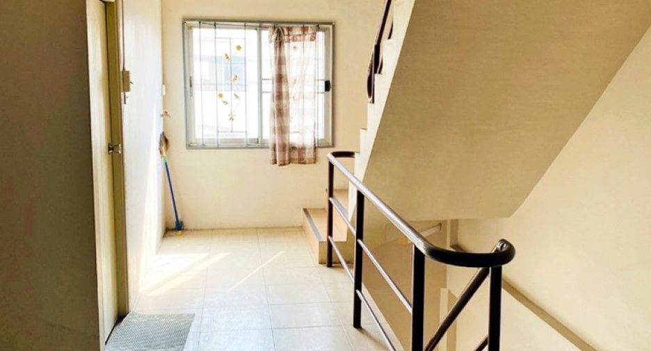 For sale 2 bedrooms retail Space in Bang Lamung, Chonburi
