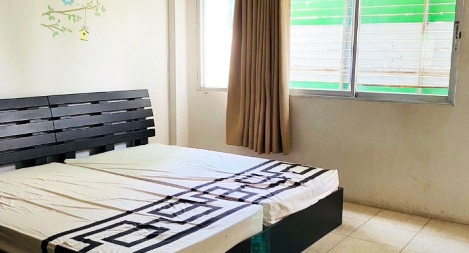 For sale 2 bedrooms retail Space in Bang Lamung, Chonburi