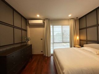 Casa en alquiler de 3 habitaciones en Watthana, Bangkok