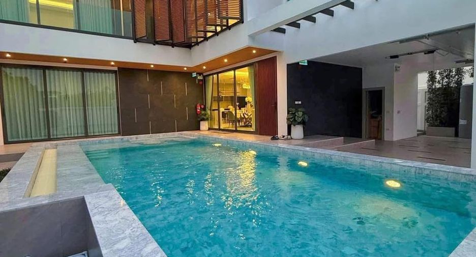 À louer 4 chambres villa à Bang Lamung, Chonburi