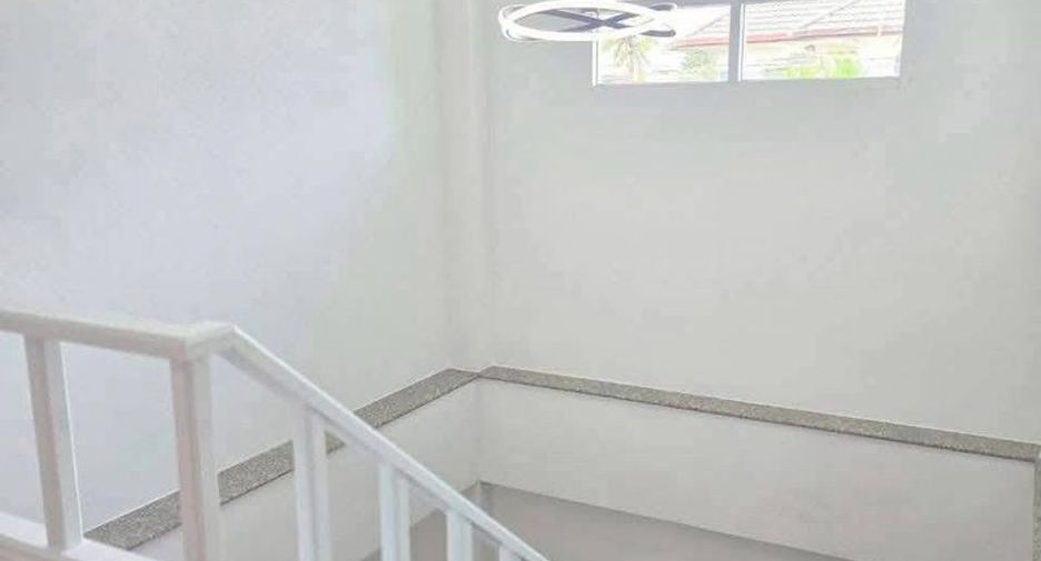 For sale 4 bedrooms house in Bang Lamung, Chonburi