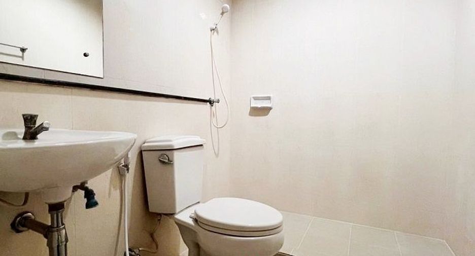 Reihenhaus zum Kauf mit 3 Zimmer in Bang Bua Thong, Nonthaburi